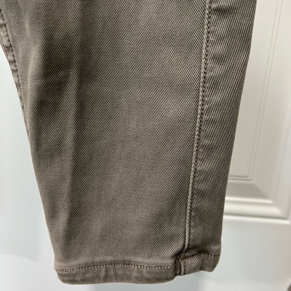 SPANX Twill Ankle Cargo Pant - Picture 6 of 8